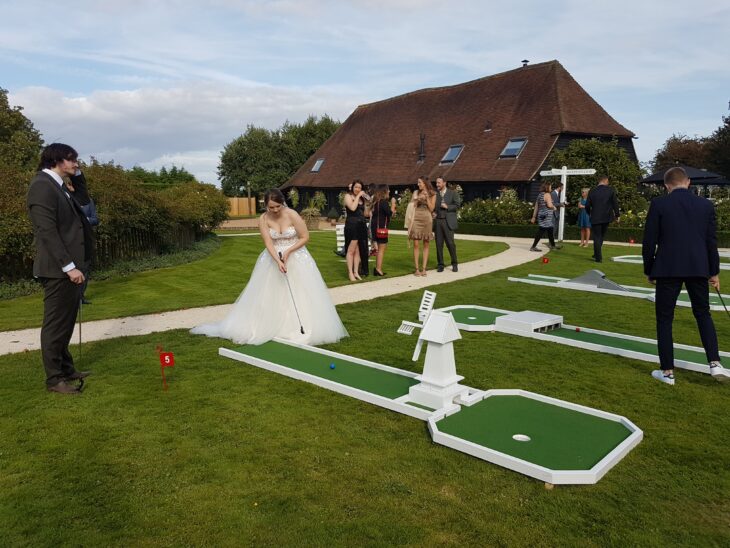 Wedding Crazy Golf Hire